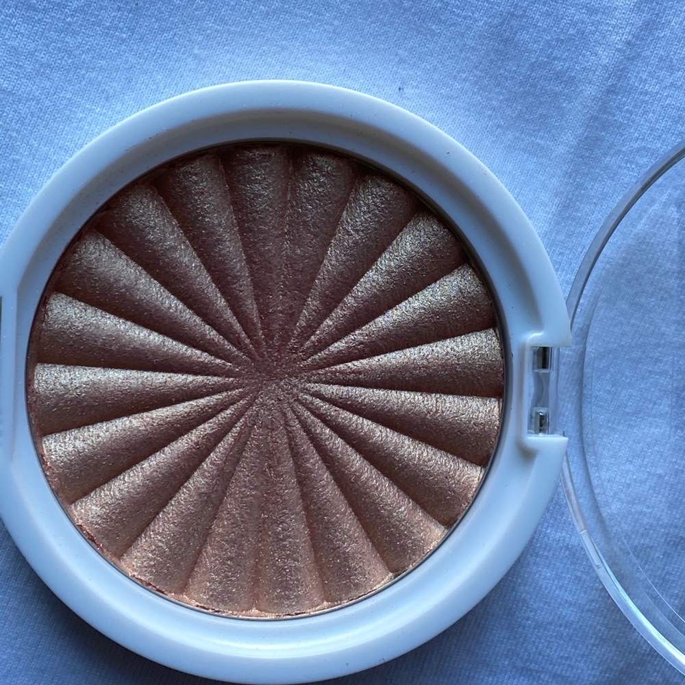 Ofra highlighter
